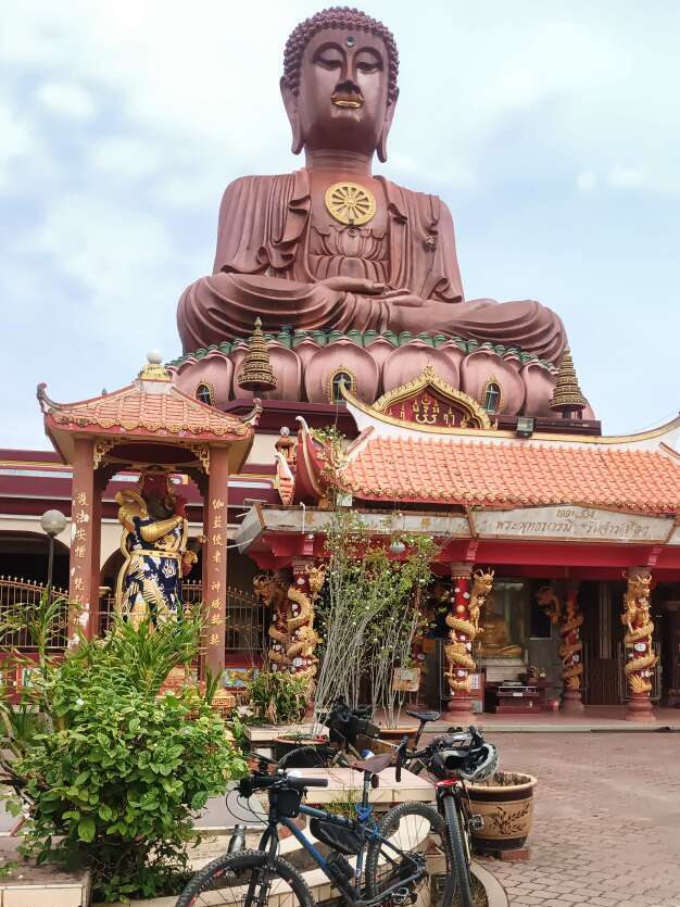 kota bharu istuva buddha