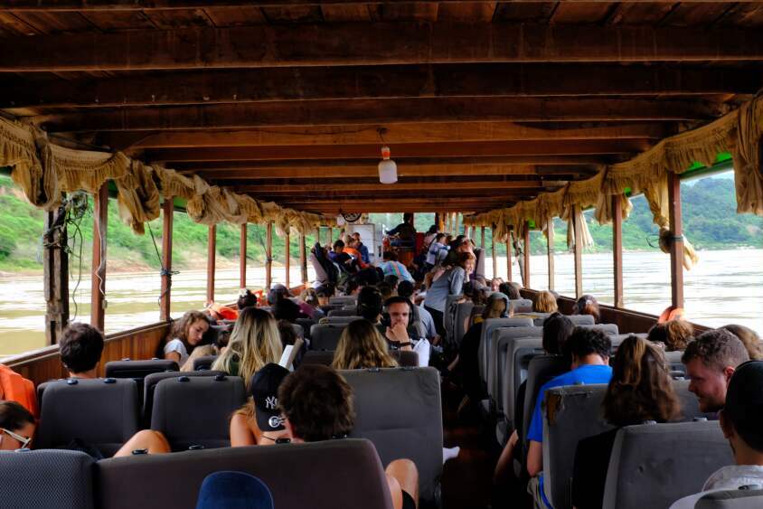 Pyörällä ja paatilla pitkin Laosia